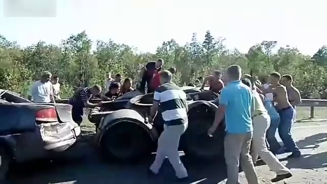 Авария и мясорубка из машин смотреть онлайн