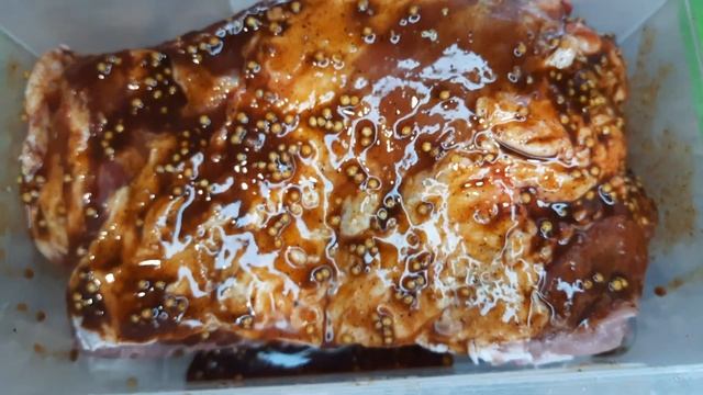 Свиные ребрышки на гриле. Любимое блюдо на природе. [Pork ribs] смотреть онлайн