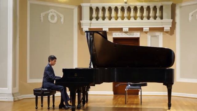 S V RAKHMANINOV- Preludy C# minor ( Bells) . Performer A.Iravani.Class of A.Latif-Zade смотреть онлайн
