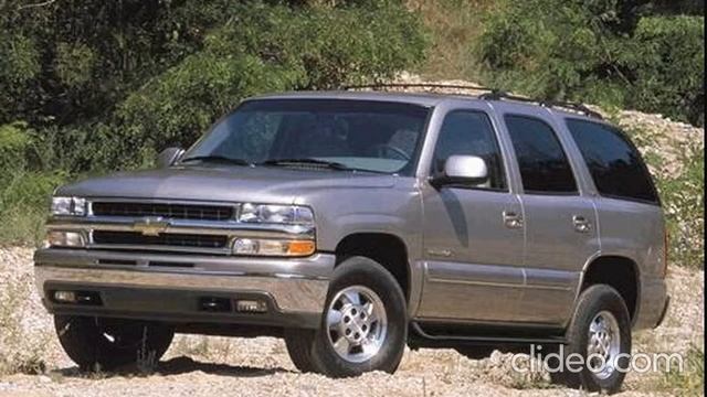 A serious sport-utility with emphasis on utility - 2001 Chevrolet Tahoe Review смотреть онлайн