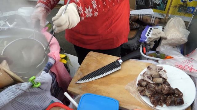 60년전통, 내장 특수부위 모듬순대, 암뽕순대, 피순대 / Korean Sausage, Pork Intestine - Korean Street Food