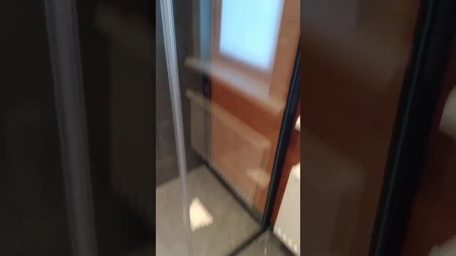 ДУШЕВОЙ УГОЛОК KÜBELE DE019R2U, ПРОФИЛЬ ЧЁРНЫЙ МАТОВЫЙ, ПРОЗРАЧНОЕ СТЕКЛО