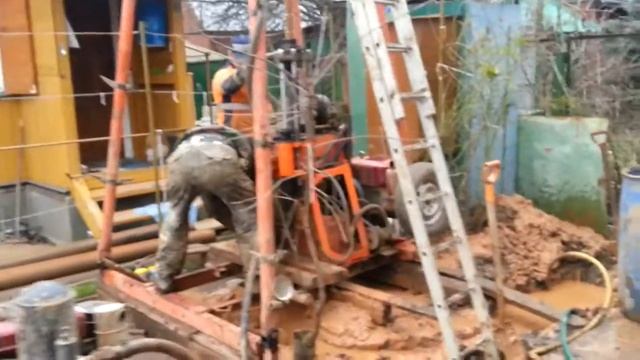 Малогабаритная буровая установка. Артезианская смотреть онлайн