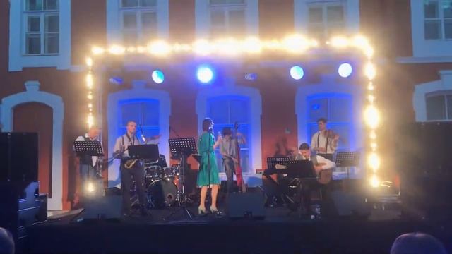 Танцевальное Прикосновение к Любви и Страсти