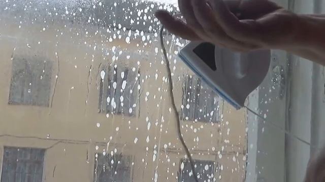 Мытье окон магнитными щетками смотреть онлайн
