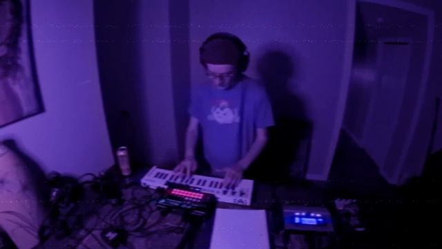 iffy Wisdom - Roland MC 101 & Arturia Keystep 37 Jam 005 смотреть онлайн