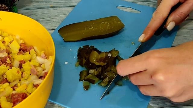 Салат в виде Кролика на Новый год 2023 - самый вкусный рецепт смотреть онлайн