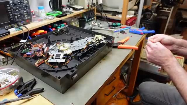 Technics SL-D20 1980s Turntable Restoration and Repair смотреть онлайн
