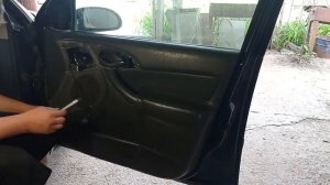 Как снять стекло передней двери Ford Focus 1