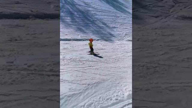 two years old snowboarder смотреть онлайн