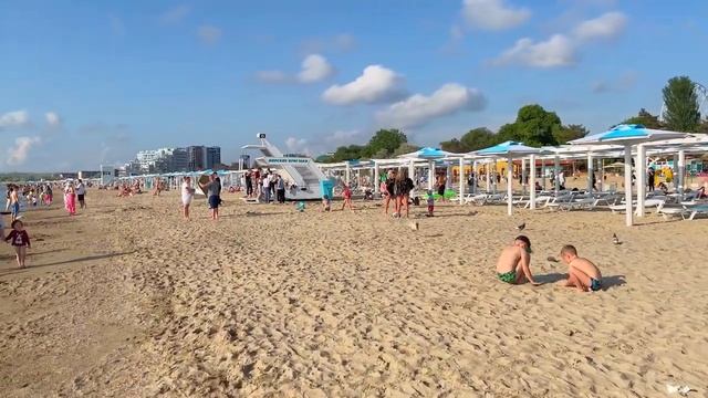 _АНАПА_-_ПОШЛА_ЖАРА!_МАССОВО_ЗАГОРАЮТ_И_КУПАЮТСЯ_В_МОРЕ__ЛЕТ смотреть онлайн