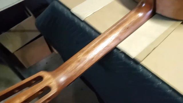 Old Yamaha Classical Refinish смотреть онлайн
