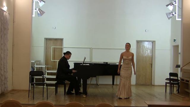 Maria Lakunina., S.Slonimsky "Веют липы сладко..." смотреть онлайн