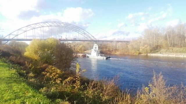 Парк На набережной.mp4 смотреть онлайн