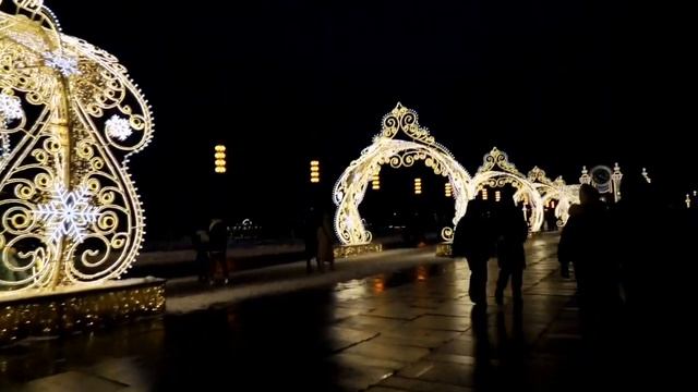 Декорации настоящей зимней сказки: территорию ВДНХ украсили к Новому году смотреть онлайн