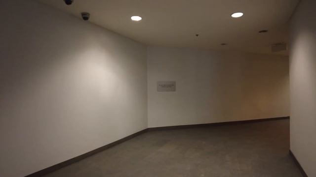 The MASSIVE Underground City | Exploring Montreal's RESO (Feb 2023) смотреть онлайн