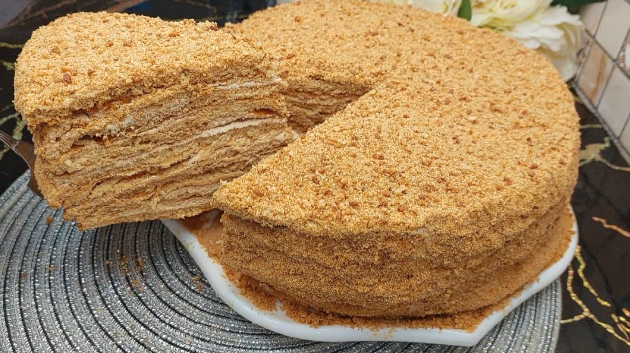 КАРАМЕЛЬНЫЙ ТОРТ МЕДОВИК? ТАЕТ ВО РТУ! САМЫЙ ЛУЧШИЙ РЕЦЕПТ МЕДОВИКА? смотреть онлайн