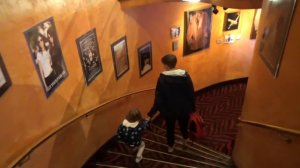 Париж День 4 Диснейленд ездим на трамвае едем в Париж арендуем апартаменты Journ