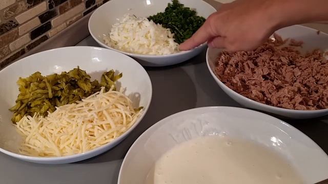 Слоеный салат с тунцом . Просто, быстро ,вкусно и красиво . смотреть онлайн