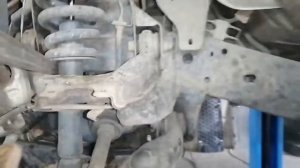 Замена передней ступицы Mitsubishi L200