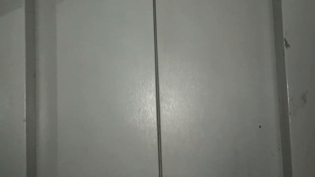 (Переснято) Модернизированный лифт УКМ без света, г/п 350 кг, V=0,65 м/с (г. Запорожье) смотреть онлайн