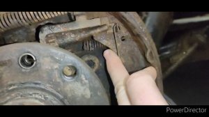 Как заменить задние барабанные колодки Фольксваген транспортёр Т4 95 год.