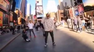 ТАНЦУЕТ SHUFFLE DANCE НА Times Squar | ТАНЦУЕТ ШАФФЛ