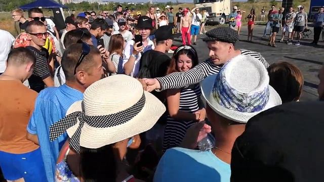 Конкурс мокрых маек, не пропустите. ? смотреть онлайн