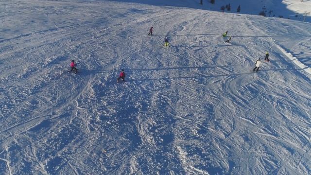 Skiing in Uludağ, Turkey смотреть онлайн