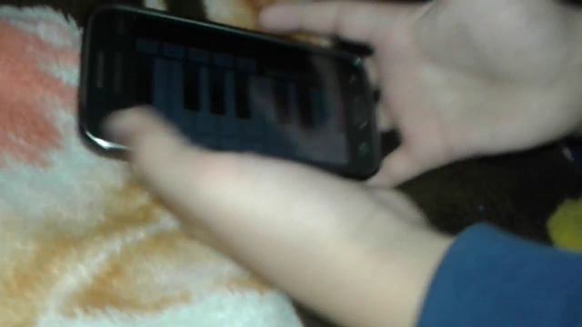 Песня Tum Hi Ho играем на пионине! смотреть онлайн