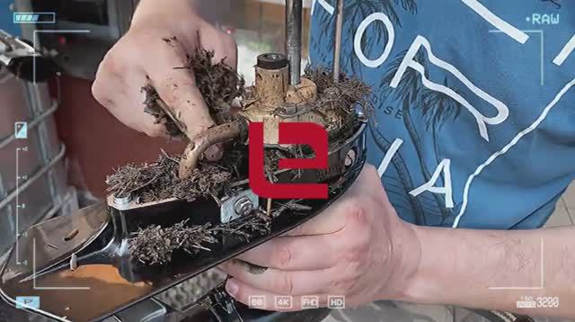 ТАКОГО В МОТОРЕ МЫ ЕЩЕ НЕ НАХОДИЛИ смотреть онлайн