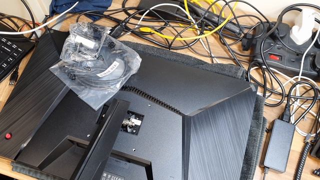 Msi G241V ASMR Unboxing! Our first ever unboxing video! смотреть онлайн