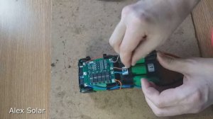 Пусковое для авто (бустер) из аккумуляторов 18650. Можно сделать самому.