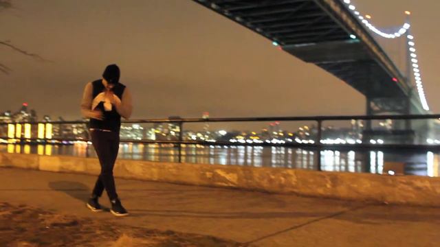Street Dancing in Astoria смотреть онлайн