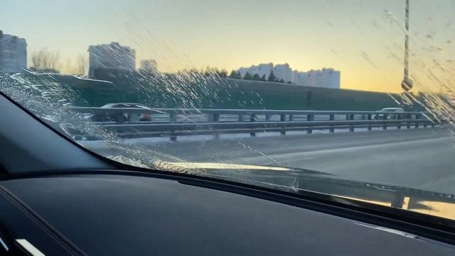 SKYWELL ET5 и его проблема с омыванием стекла на скорости 80 км/ч + смотреть онлайн