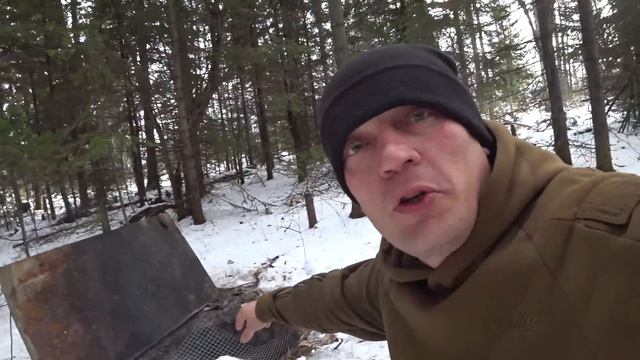 Отшельники,обед- рыба под солью как такое возможно!!