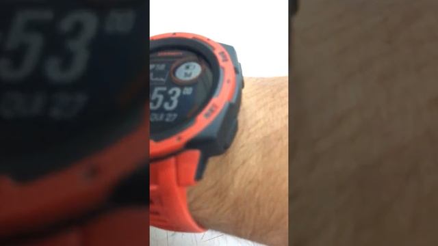 Garmin Instinct Solar flame red смотреть онлайн