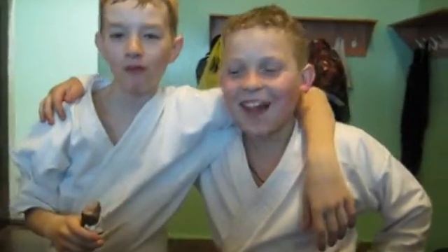 Тейковсие каратисты в Шуе 22.04.12.mpg смотреть онлайн