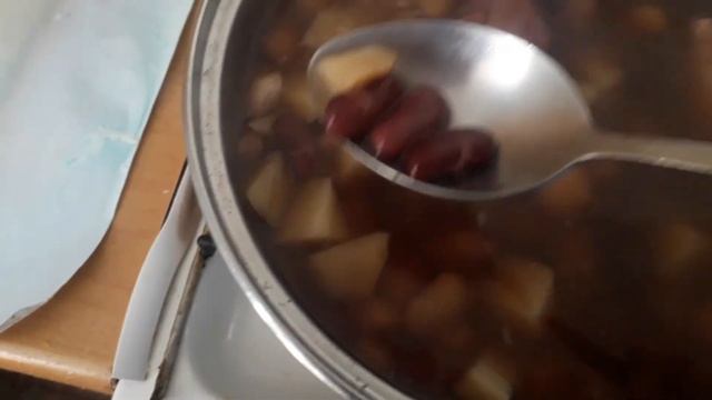 Петунья , тыквенная каша , фасолевый суп ну и грибы дома ... смотреть онлайн