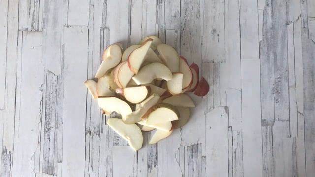 Сливочный пирог с красными грушами смотреть онлайн
