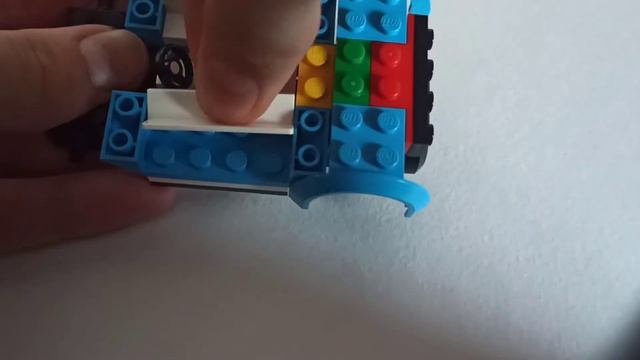 Конструктор LEGO City Спортивный автомобиль (60285) часть 1 смотреть онлайн