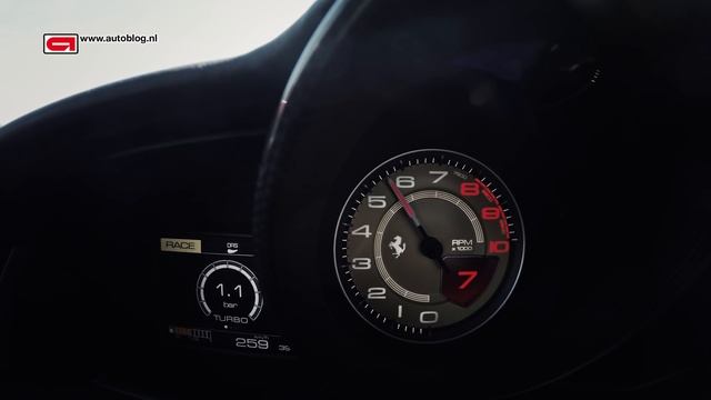 FAST: Ferrari 488 GTB acceleration (0 - 300 km/h) смотреть онлайн