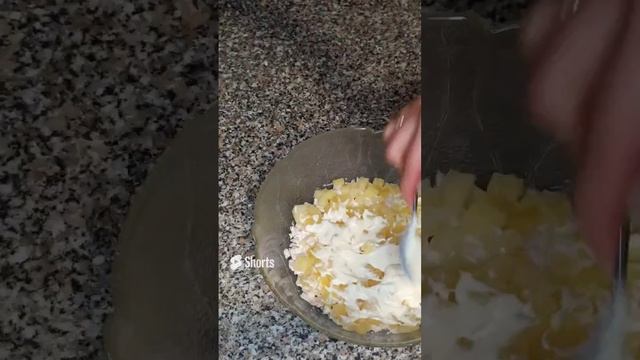 ОБАЛДЕННЫЙ САЛАТ _КАЛЛЫ_. ЭТОТ САЛАТ СМЕТУТ ПЕРВЫМ со СТОЛА? #shorts #салат  #закуска #завтрак