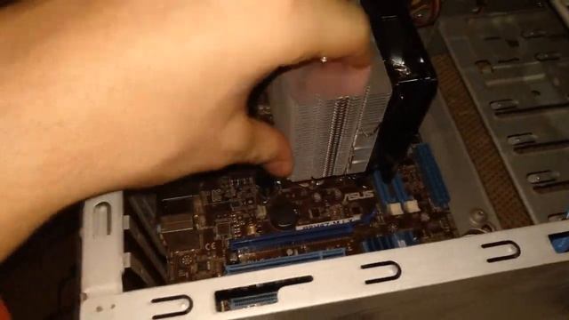 НЕ ВКЛЮЧАЕТСЯ КОМПЬЮТЕР | ЧЁРНЫЙ ЭКРАН | РЕШЕНИЕ смотреть онлайн