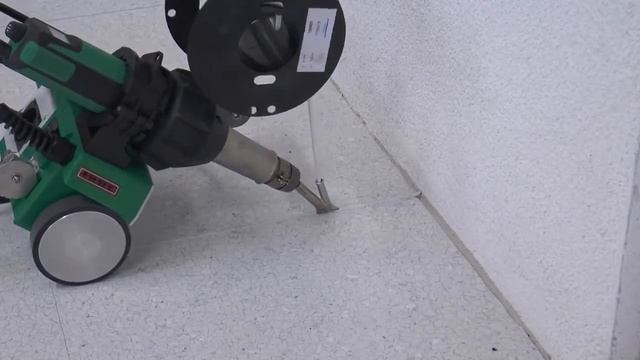 Leister MINIFLOOR: Prezentacja Spawarki Półautomatycznej Do Wykładzin