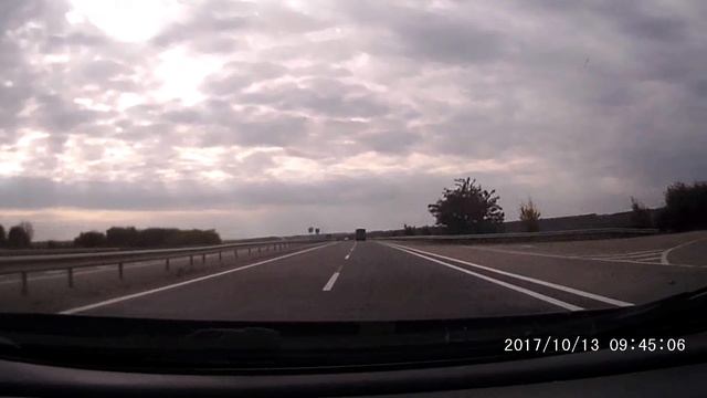 Удар Капот в переднее стекло машина смотреть онлайн