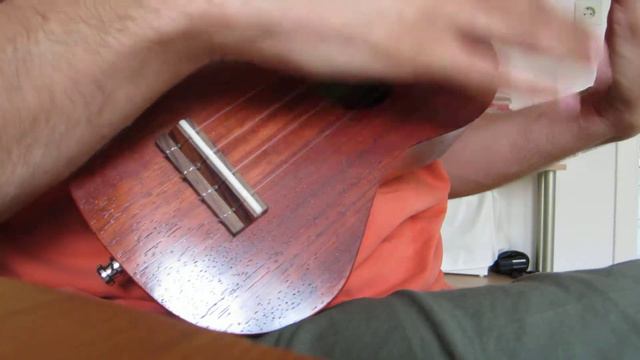 Fidra Padauk Ukulele смотреть онлайн
