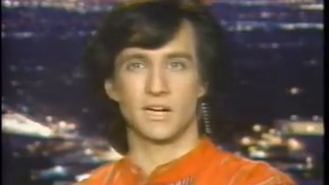 Bronson Pinchot on Larry King Live - part 2 смотреть онлайн