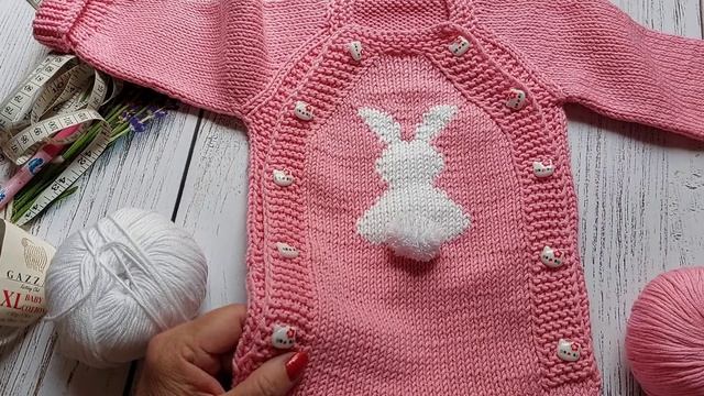 Готовые работы.?? Комбинезон для малышки "Зайка". ???Носочки - полосатики.??? смотреть онлайн