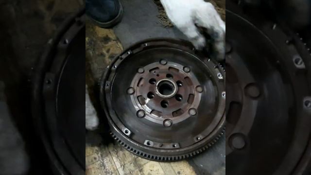 Замена сцепления на Шкода Октавия а4 1.9.тди смотреть онлайн